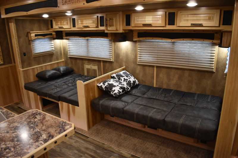 2021 Lakota Bighorn 8418GLQUG 4 Horse Trailer with 18′ Short Wall - Image 8