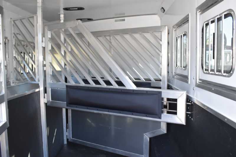 2021 Lakota Bighorn 8418GLQUG 4 Horse Trailer with 18′ Short Wall - Image 22