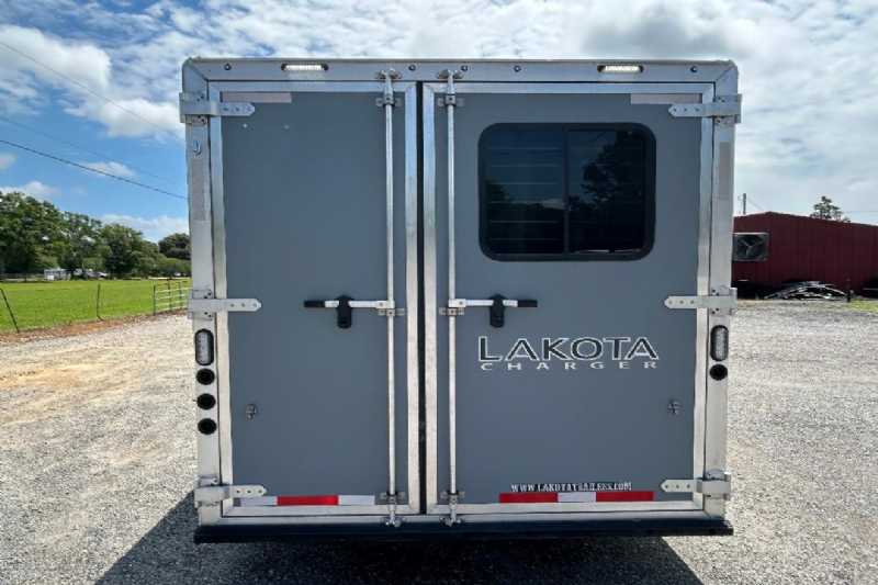 New 2024 Lakota 8313RKBGLQ Charger 3 Horse Trailer with 13′ Short Wall - Image 5