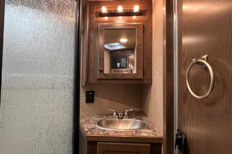 2024 Lakota Charger LE81413SR Stock Trailer with 13′ Short Wall - Image 13