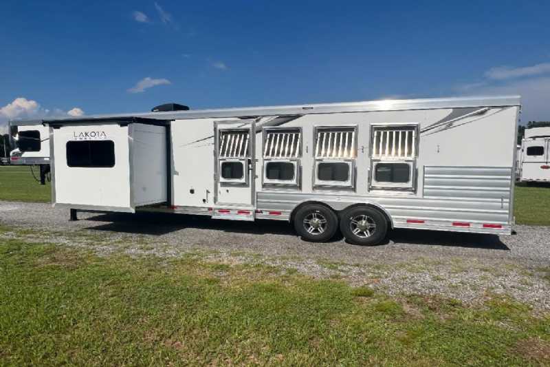 2024 Lakota Charger 8411RKGLQ 4 Horse Trailer with 11′ Short Wall - Image 2
