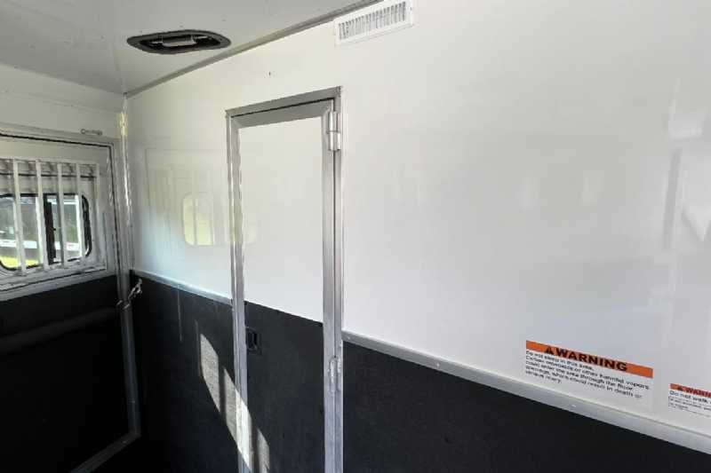 2024 Lakota Charger 8411RKGLQ 4 Horse Trailer with 11′ Short Wall - Image 24