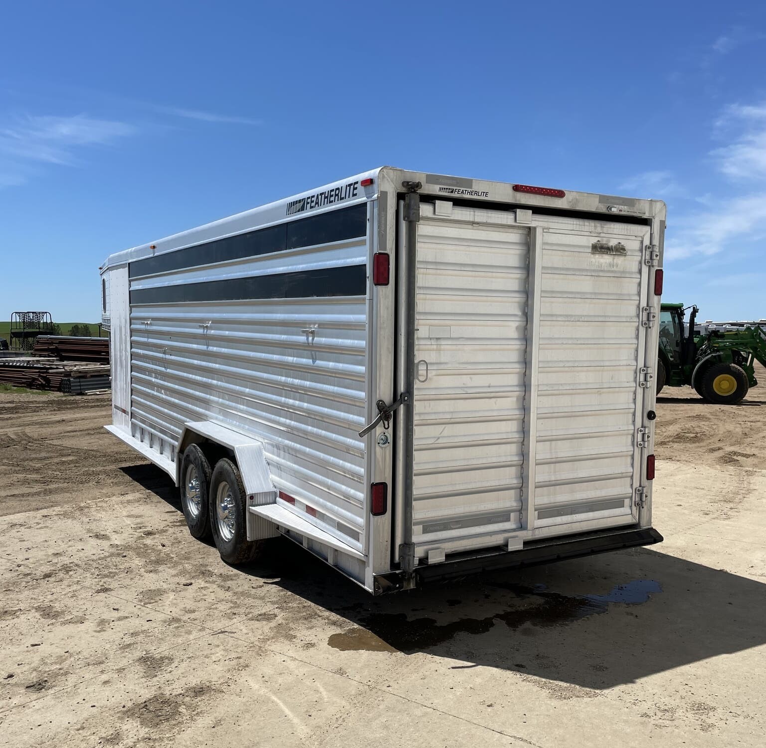 Used 2010 Featherlite 24FT Stock Combo – 2 Compartments - Image 16