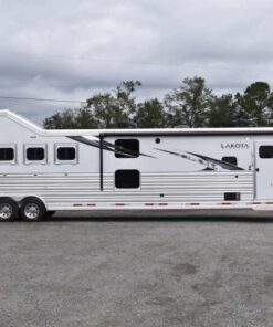 Alternative view of 2021 Lakota BigHorn 8519TBB 5 Horse Trailer with 19′ Short Wall