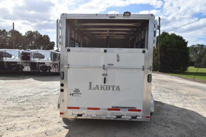 2018 Lakota 2HBPST 2 Horse Trailer - Image 10