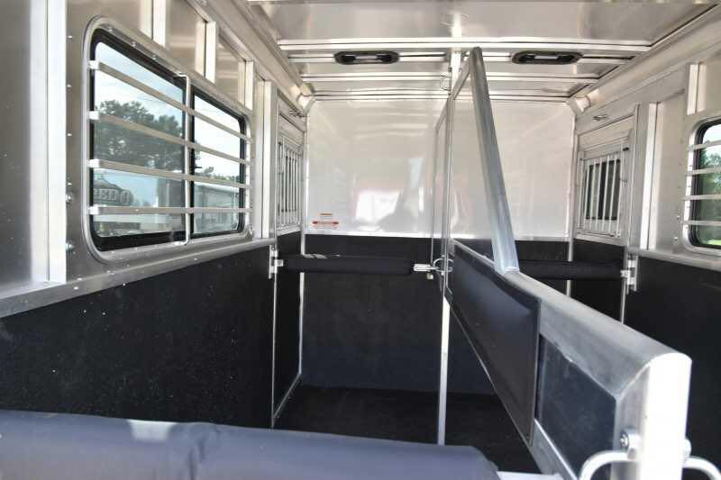 2018 Lakota 2HBPST 2 Horse Trailer - Image 17