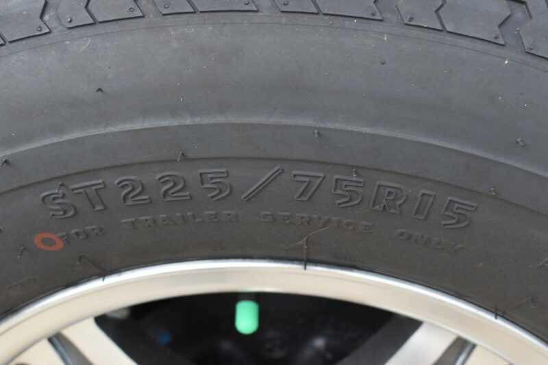 2018 Lakota 2HBPST 2 Horse Trailer - Image 20