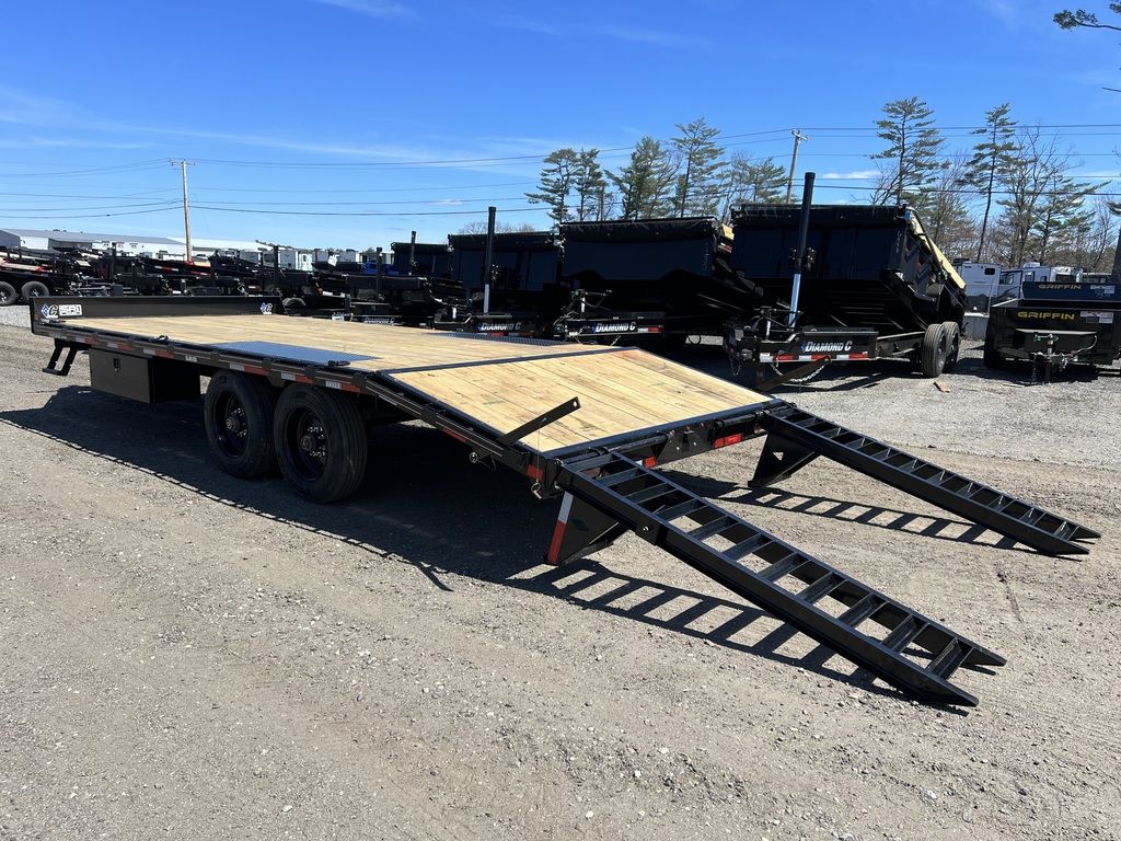2024 Diamond C 8.5×20 20K Deckover Equipment Trailer w/ 72” Flip-Knee Ramps - Image 3