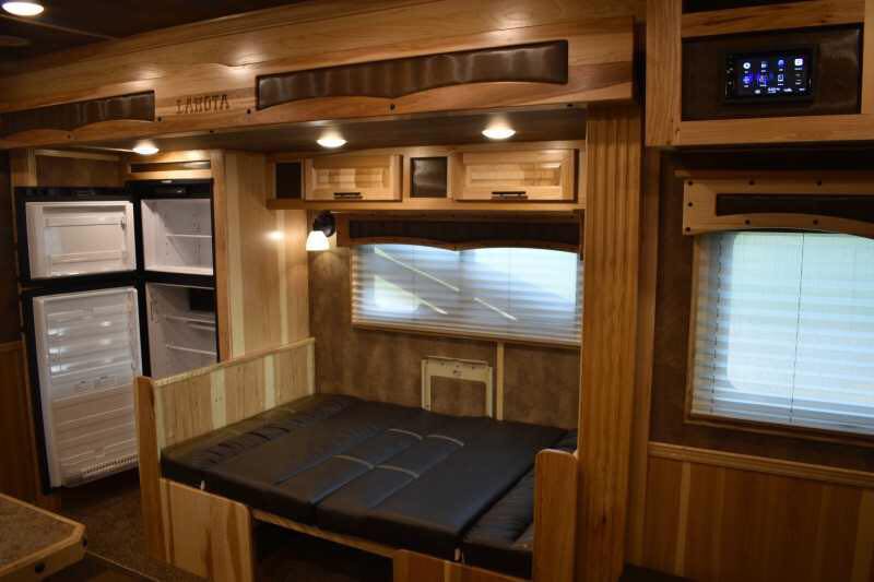 2021 Lakota BIGHORN 8316SRGLQ 3 Horse Trailer with 16′ Short Wall - Image 27