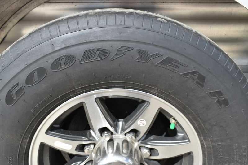 2018 Lakota Charger LQ Stock Trailer with 9′ Short Wall - Image 31