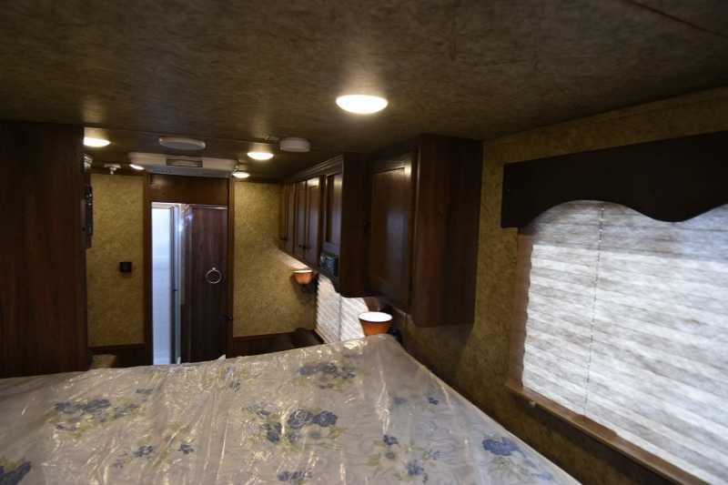 2018 Lakota Charger LQ Stock Trailer with 9′ Short Wall - Image 10