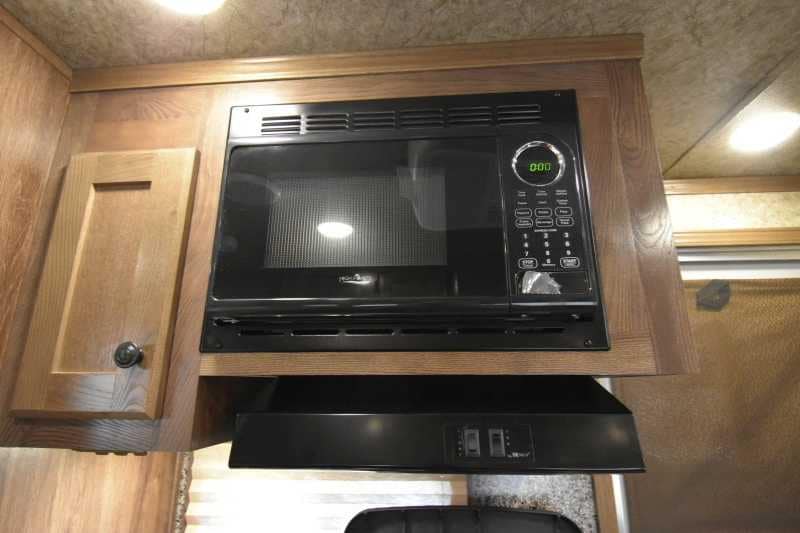 2018 Lakota Charger LQ Stock Trailer with 9′ Short Wall - Image 16