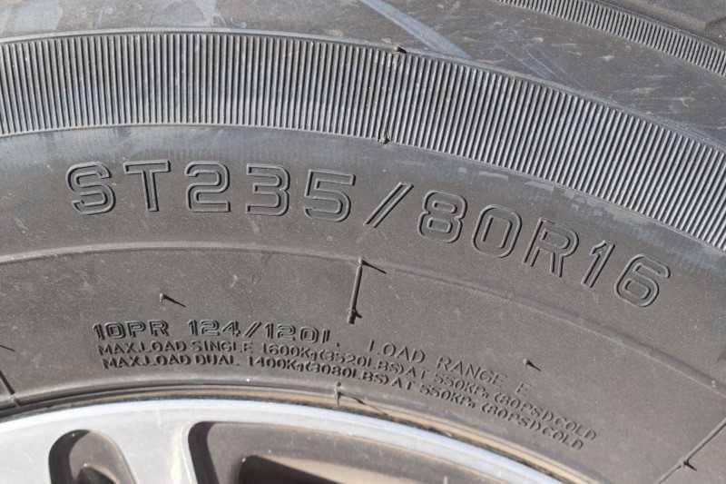 2022 Lakota Charger LQ 2 Horse Trailer with 9′ Short Wall - Image 31