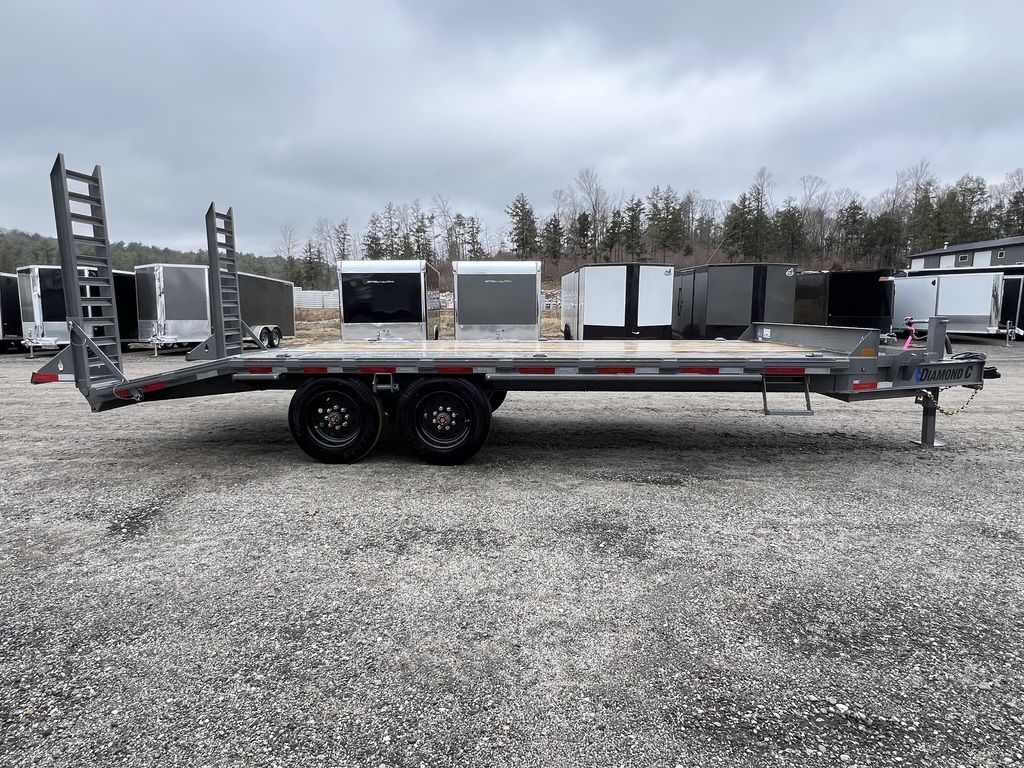 2024 Diamond C 8.5×20 20K Deckover Equipment Trailer w/ 72” Flip-Knee Ramps - Image 3