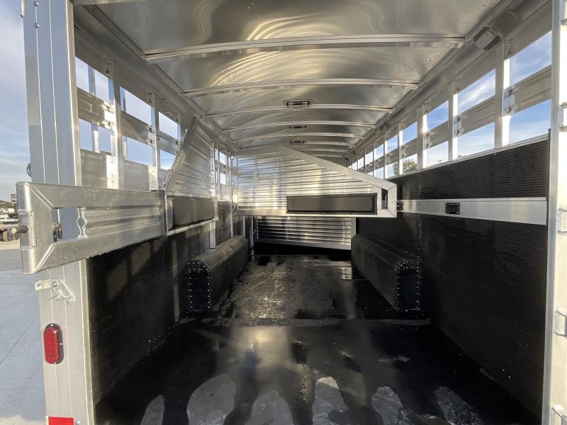 NEW 2024 Elite Trailers 5 Horse Stock Combo BP Horse Trailer - Image 11