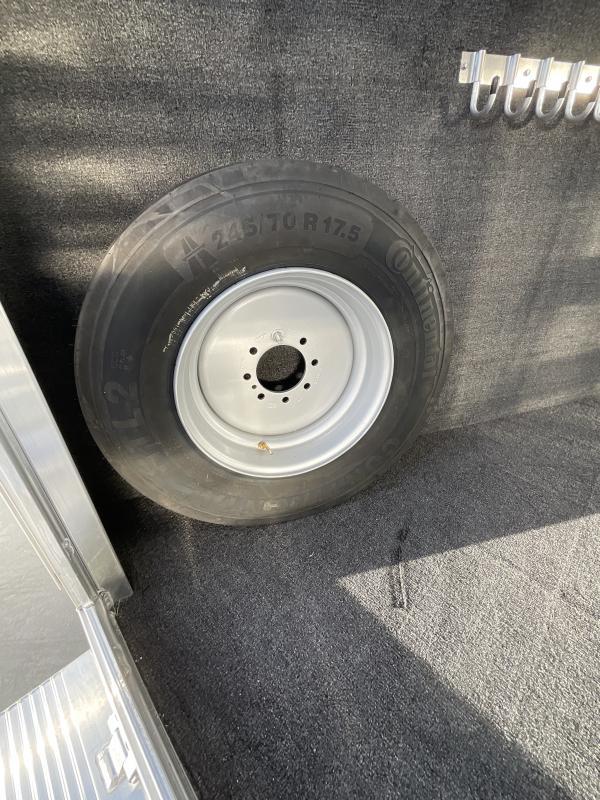 NEW 2024 Elite Trailers 5 Horse Stock Combo BP Horse Trailer - Image 27